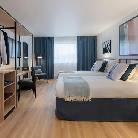 ホテル Tulip Residences 3*